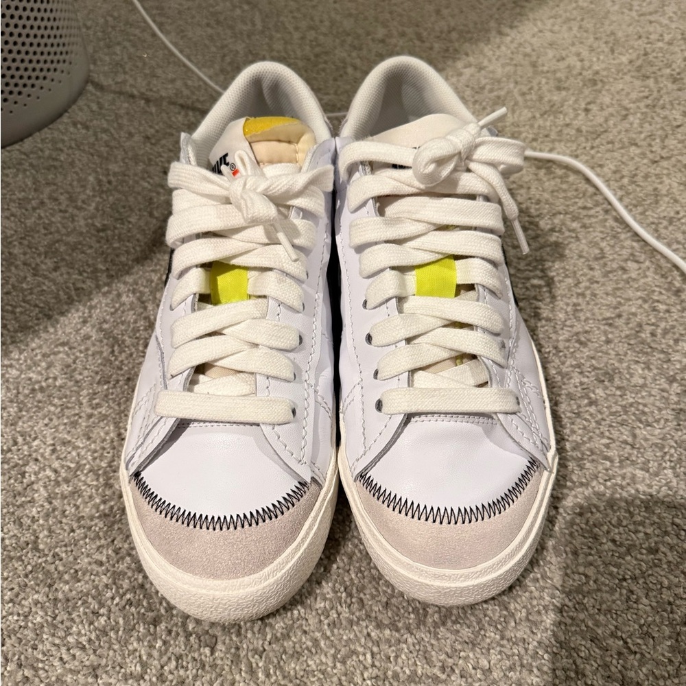 Nike Blazer Low Size 12
